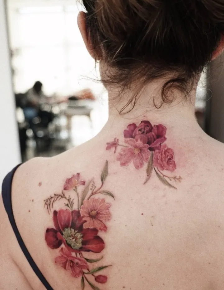 Tatuagem de Luiza Blackbird